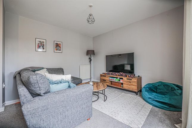 9, Fourdrinier Way, Hemel Hempstead photo 5