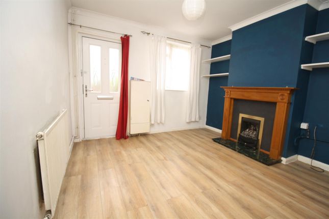 28, Soulbury Road, Leighton Buzzard photo 2