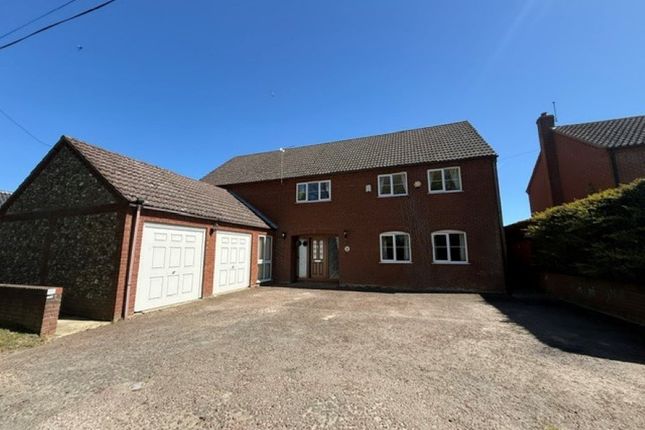 5-bed detached on Autumn Leaves, Long Lane, Norwich, £450,000