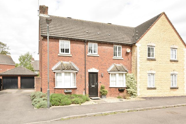 End terrace house for sale in Downham View, Dursley