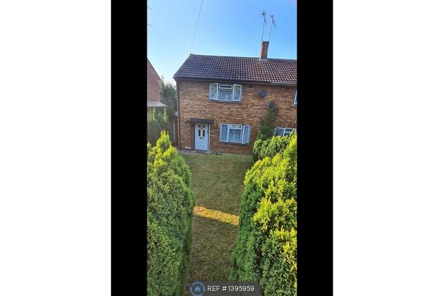 2 bed semi-detached house to rent in Parkfield, St. Albans AL3