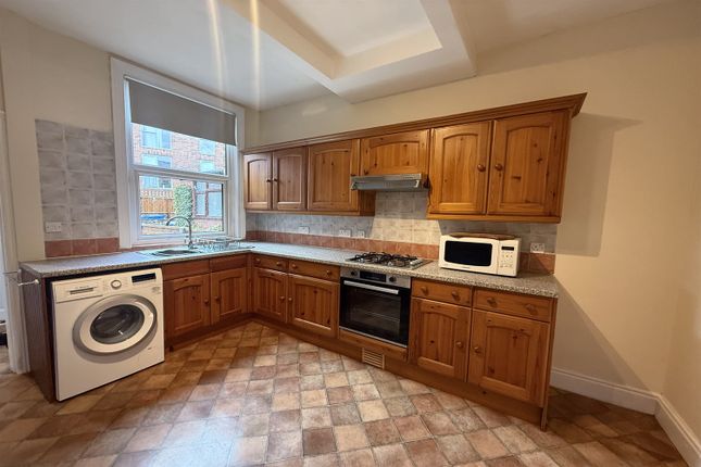 Chapel Road, Sale photo 5