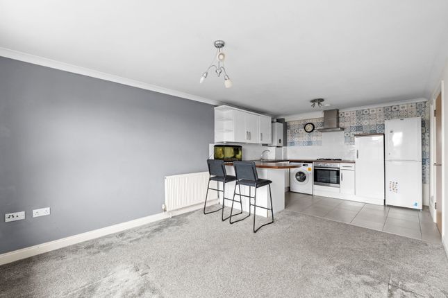 Joseph Court, 2a,Flat 5, William Road, Caterham photo 4