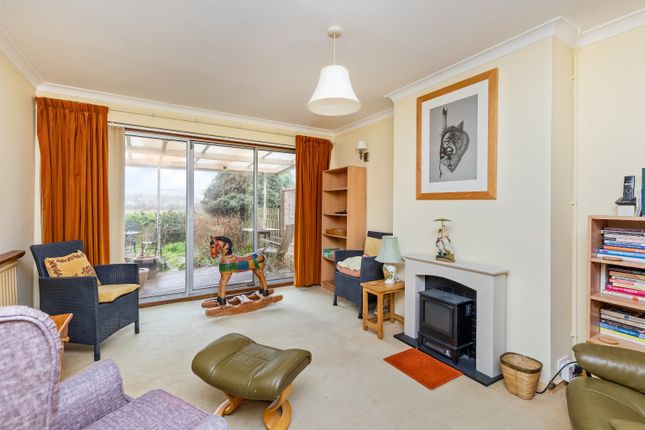 51, Dawn Crescent, Steyning photo 4