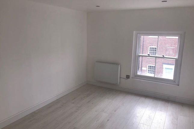Flat 2, 53 London Road, KING'S LYNN photo 2