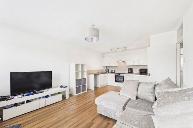 20 Tintern Avenue, Manchester photo 3