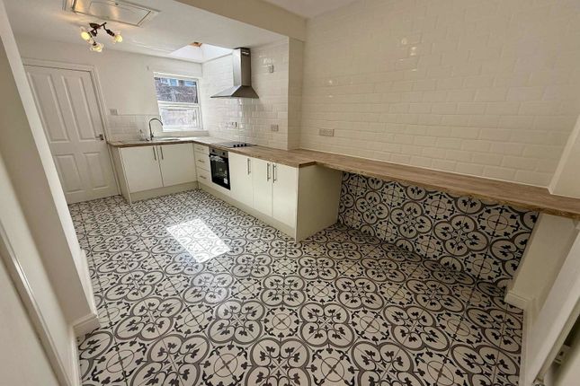21, Gladstone Street, St. Helens photo 4