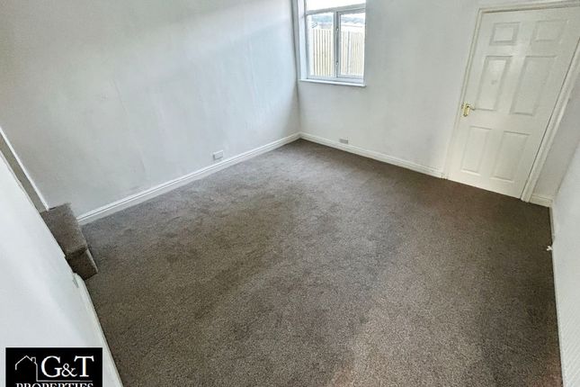 44 Bent Street, Brierley Hill photo 3