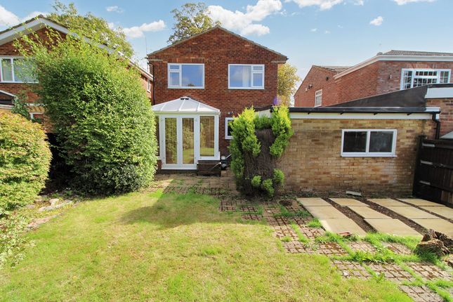 125 Cedar Avenue, High Wycombe photo 3
