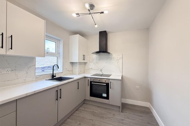101B, Glenparke Road, London photo 3