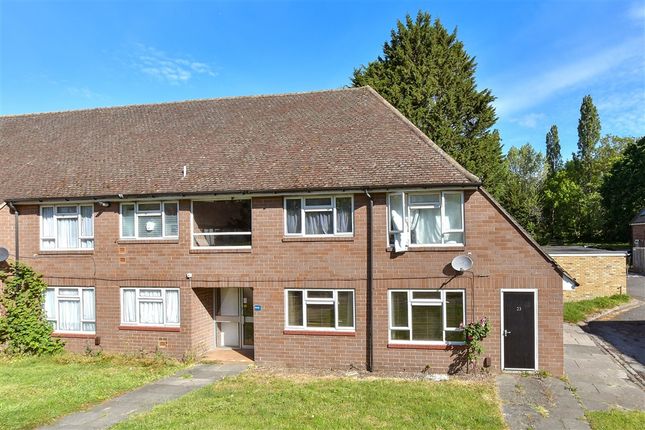 1-bed flat on Levett Road, Leatherhead, £139,000