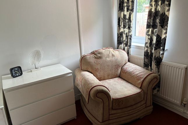 24, Slaney Road, Walsall photo 4