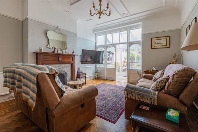 6, Llwyn -Y- Grant Road, Cardiff photo 3