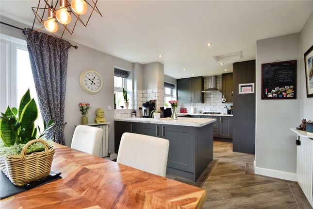 27, Swallow Drive, Cheshire photo 4