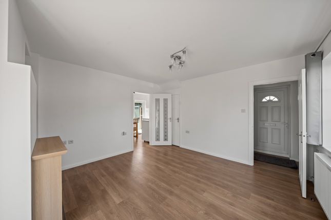 93, Gainsborough Road, London photo 4