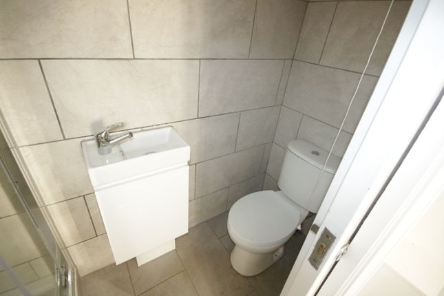 1 Lister Road, LONDON photo 4