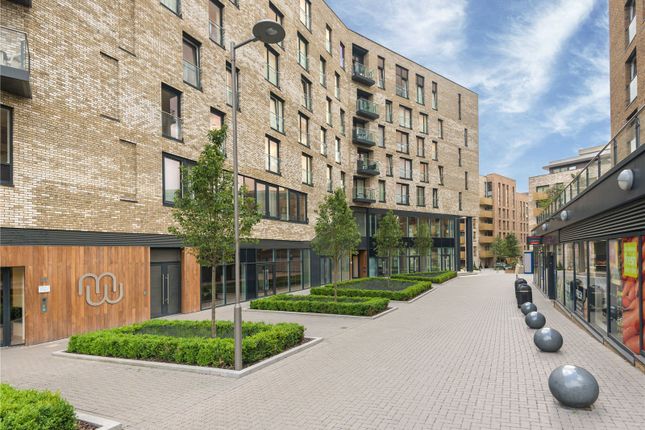 Thumbnail Flat for sale in Whiting Way, Rotherhithe