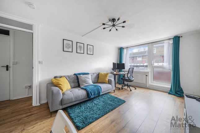 Thumbnail Flat for sale in Rotherhithe New Road, Bermondsey