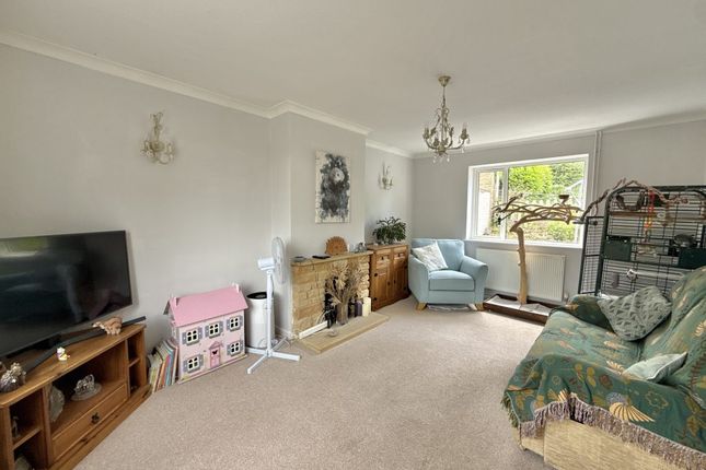 13, Taylors Orchard, Stoke-sub-Hamdon photo 3