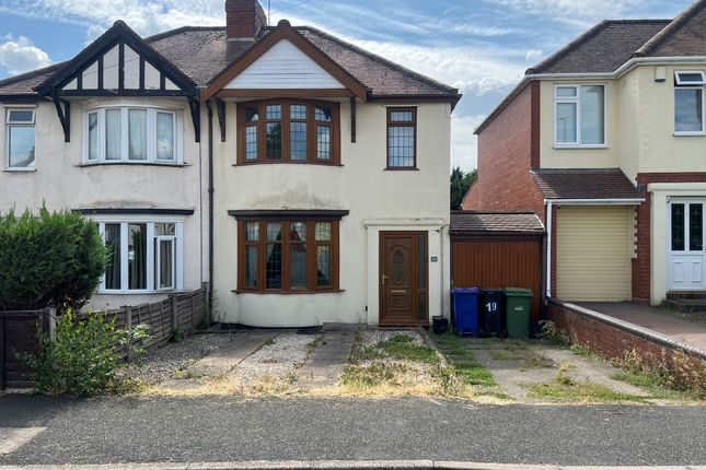 3-bed house on 19, Shepherds Brook Road, Stourbridge, £75,000