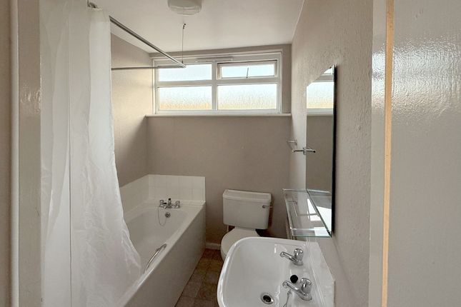 Flat 3, 31 St. Peters Road, St. Leonards-on-Sea photo 5