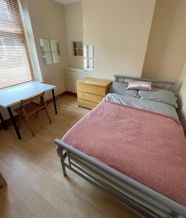 40, Letty Street, Cardiff photo 5