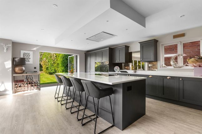 17, Loxley Road, Stratford-upon-Avon photo 3