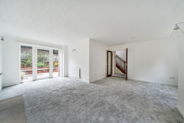 1 Charingthay Gate, Sylvan Road, Exeter photo 2