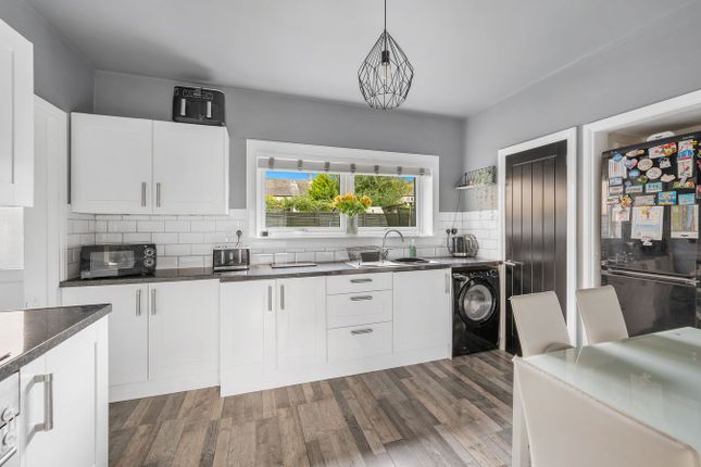 109, Jennie Rennies Road, Dunfermline photo 4