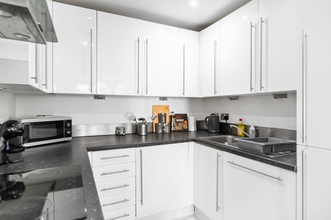 Flat to rent in Hallsville Road, London