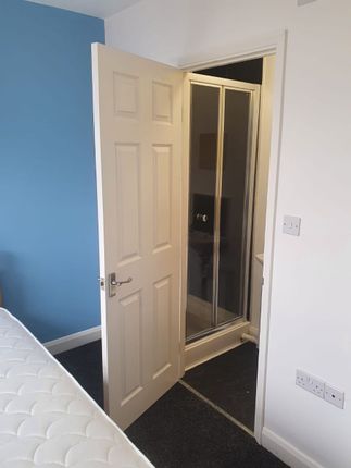 Thumbnail Room to rent in Abbey Road, Northampton