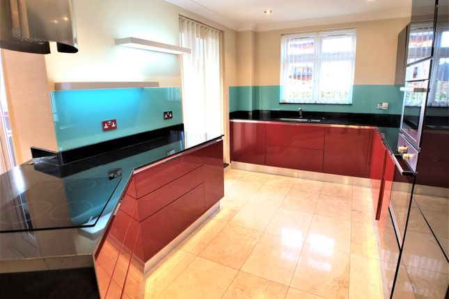 Hodgkins Mews, Stanmore photo 5