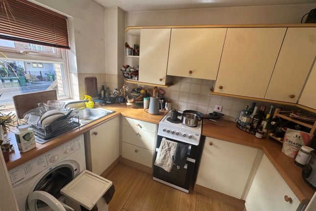 Flat 4 Bellevue Court, 36, Bellevue Road, Hampshire photo 3