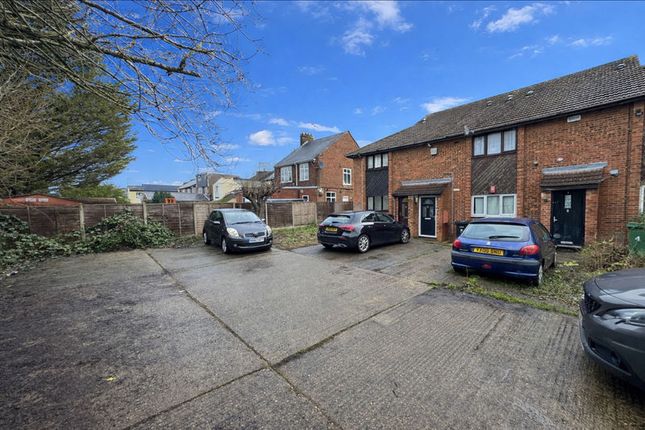 3 Marsh House, Marsh Road, Luton photo 2