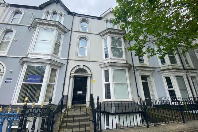 Thumbnail Flat to rent in Walter Road, Swansea