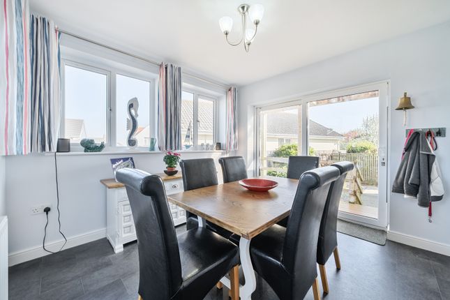 24, Swanswood Gardens, Bideford photo 4