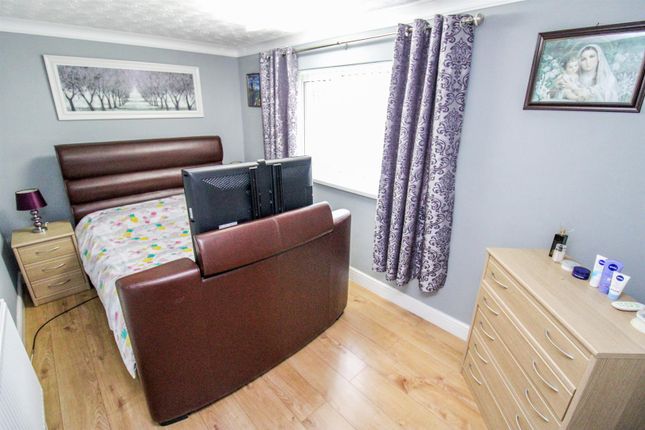 End terrace house for sale in Markham Walk, Corby