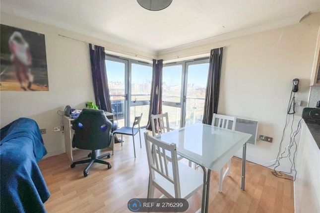 Quayside Drive, Colchester photo 4