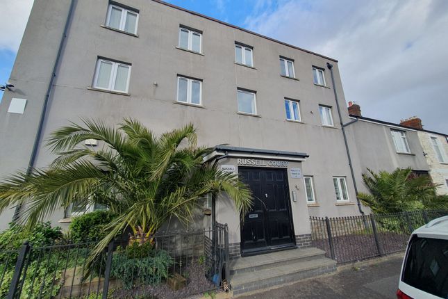 Flat to rent in Russell Street, Cardiff