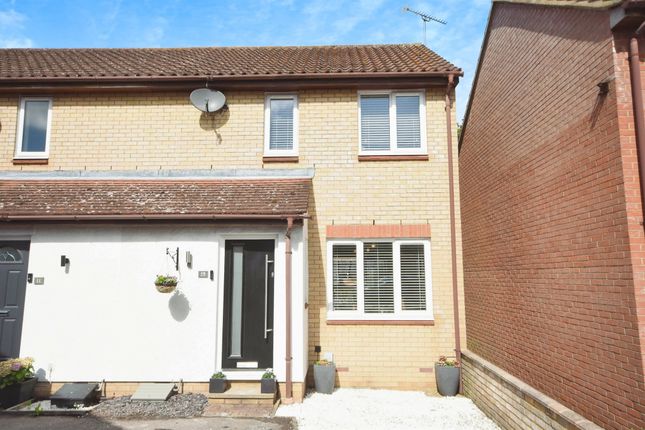 End terrace house for sale in Greene View, Braintree