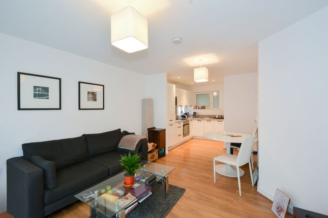 Bluebell House Blondin Way London Se16 1 Bedroom Flat For Sale