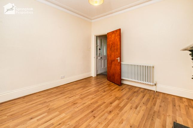 17, Avondale Street, Lincoln photo 3