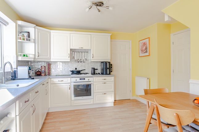 6, The Orchard, York photo 3