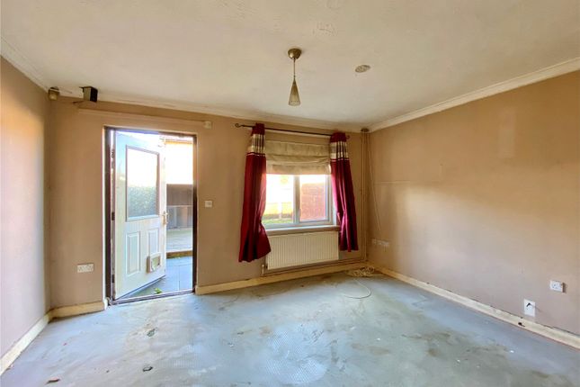 19, Laxton Road, Gloucestershire photo 3