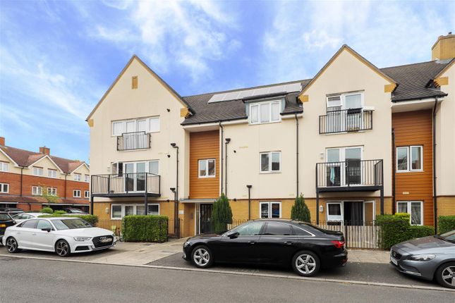 Thumbnail Flat for sale in Albacore Way, Hayes