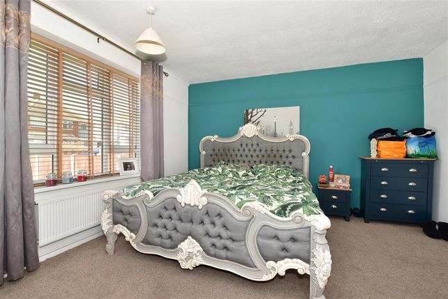 Flat for sale in Princess Anne Road, Broadstairs, Kent