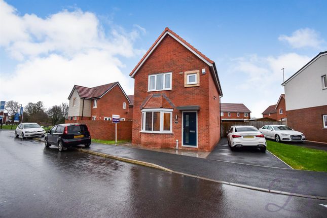 Thumbnail Detached house for sale in Shetland Close, Shirebrook, Mansfield