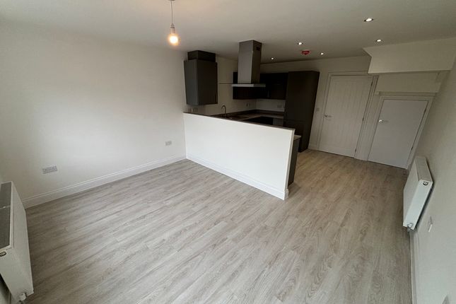 36, Weavers Place, Pudsey photo 2