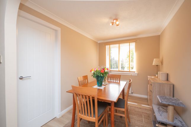 17, Letham Grange, Cumbernauld photo 4