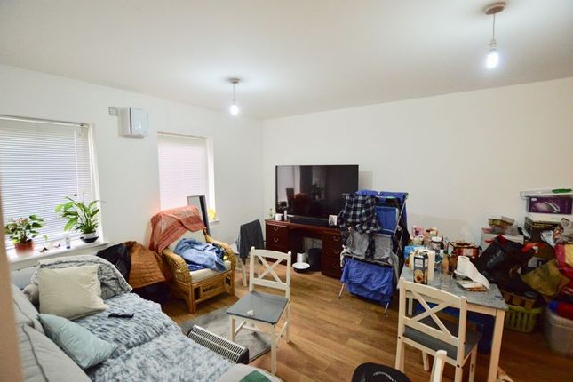 Flat for sale in Central Court, North Street, Peterborough
